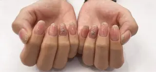 ネイル REGINA所属・REGINA 理沙のネイルデザイン