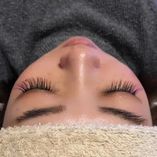 マツエク・マツパ La Chance. Sayakaのエステ・リラクイメージ