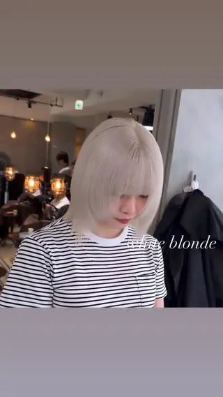 ミディアム カラー 💜ハイトーン💛 マジカルかいちゃんのヘアスタイル