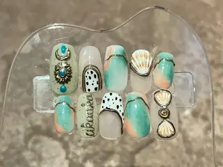 ネイル nail salon Reversiのネイルデザイン