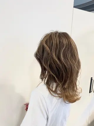 セミロング カラー Kazu .Kのヘアスタイル