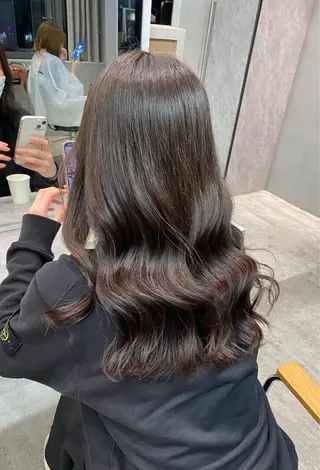 セミロング カラー 田島 泰雅のヘアスタイル