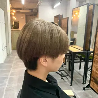 カラー 吉田 悠乃のヘアスタイル