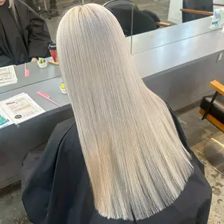 ロング カラー ブリーチ/ハイトーン ボブ🐥HIYORIのヘアスタイル