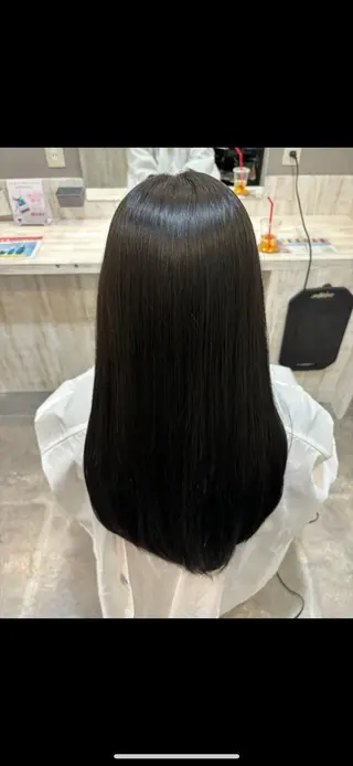 ロング 平瀬 胡桃のヘアスタイル