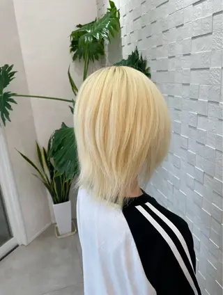 ショート Seen.所属・美髪矯正、髪質改善特 化美容師 吉野智行のヘアスタイル