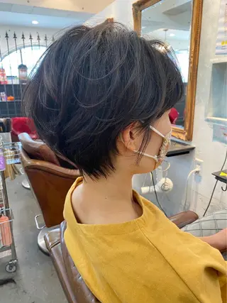 ショート カラーが上手い 辻悠月のヘアスタイル