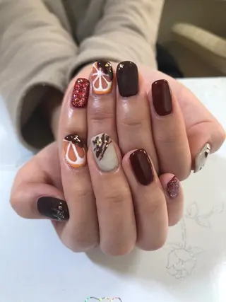 ミディアム 石谷 詩織のネイルデザイン