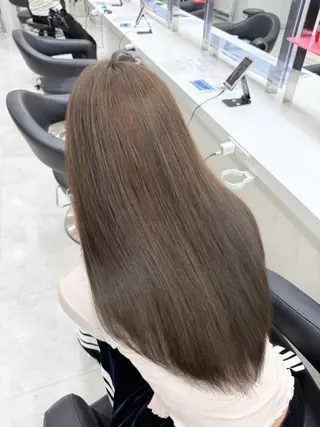 ロング カラー ヘアアレンジ 透明感ベージュ🪽 ブラウン🤎Rinのヘアスタイル