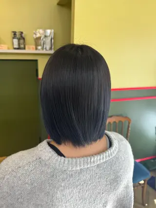 ショート カラー cureK所属・米倉 麻衣のヘアスタイル