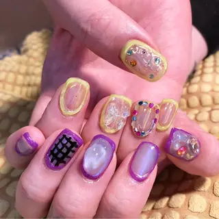 ネイル asumi's nice  nails所属・小西 明日美のネイルデザイン