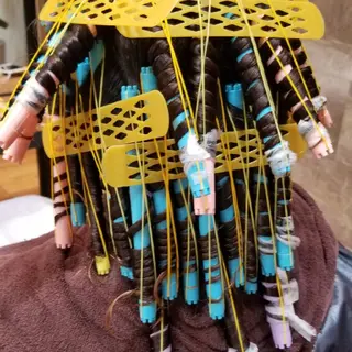 カラー GIFT所属・谷 結奈のヘアスタイル