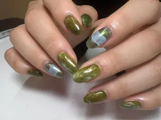 ネイル 𝗺𝗮𝗸𝗶 .のネイルデザイン