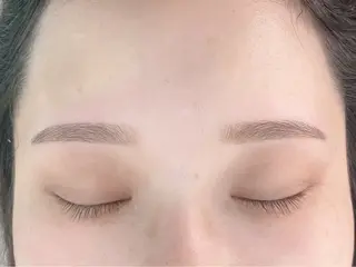 アイブロウ 菊地 桃樺のマツエク・マツパデザイン