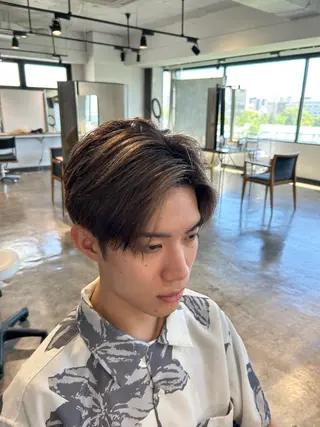 ショート メンズ become men's hair 名駅店所属・名駅/フェザーパーマ 韓国ヘア/森岡のヘアスタイル