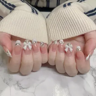 ネイル はな💎ネイル ワンホン、長さ出しのネイルデザイン