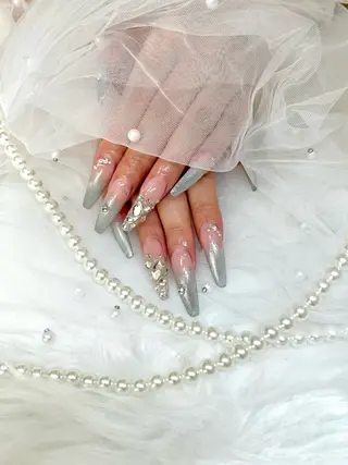 ネイル 【Laule‘a 】のネイルデザイン