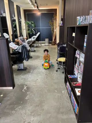 Family hair salon (KULLY's)所属・Hair salon (KULLY's)のヘアスタイル