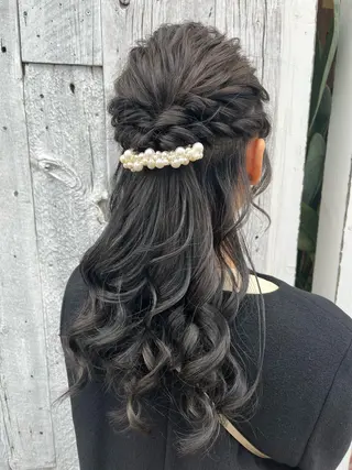 ロング ヘアアレンジ Eleanor 池袋 🧸Madoka🧸のヘアスタイル