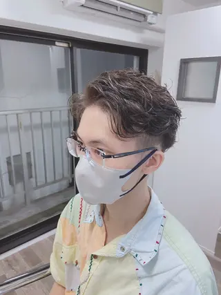 ショート パーマ メンズ メンズ/スパイキー ショート/isseyのヘアスタイル