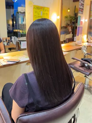 ロング カラー hair&makeRIHGA所属・善方 心音のヘアスタイル