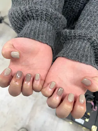 ネイル マハロネイルサロン横浜店所属・吉田 里菜のネイルデザイン