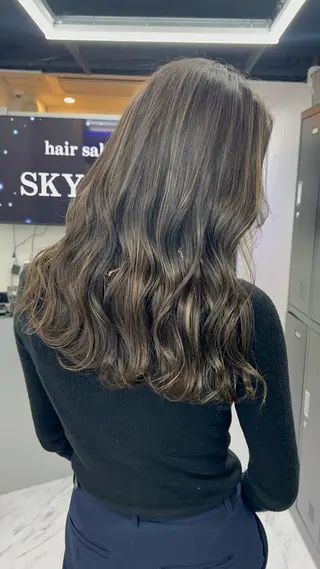 ロング カラー ヘアアレンジ 🎨カラー満足度 500%💫ヅル💫のヘアスタイル