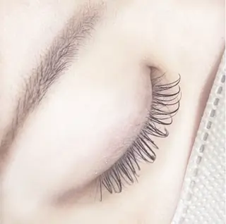 マツエク・マツパ PLUS EYE 自由が丘店所属・🎀田村 紗貴子🎀のマツエク・マツパデザイン