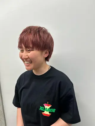 ショート カラー yuika .のヘアスタイル