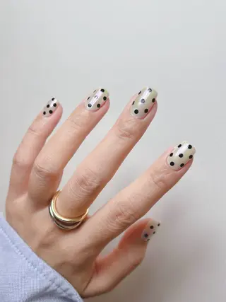 ネイル 透灯 TOUTOU所属・透灯 TOUTOU 🪄のネイルデザイン