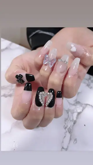 ネイル 高草木 桃香のネイルデザイン