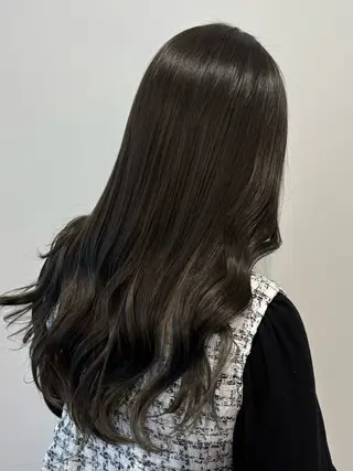 ロング カラー COTAN所属・yui /ブリーチなしカラーのヘアスタイル