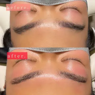 アイブロウ 桑田 新菜のヘアスタイル