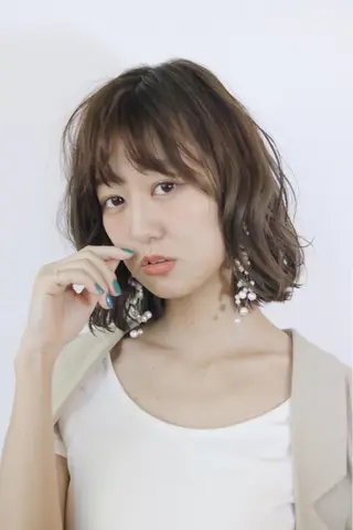 ミディアム Lit. 自由が丘所属・髪質改善🥇津田 【自由が丘】【美髪】のヘアスタイル