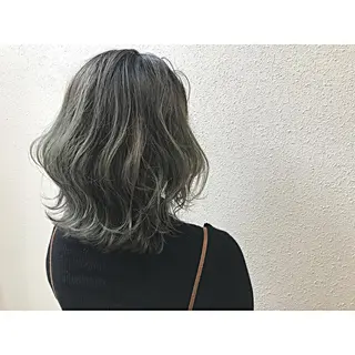 ミディアム カラー 荒木 拓也のヘアスタイル