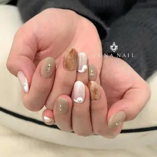 ネイル アトリエ　ミモザ所属・いまむら あかりのネイルデザイン