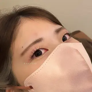 マツエク・マツパ an.nico所属・レイヤー/透明感艶 カラー丸山ななほのヘアスタイル