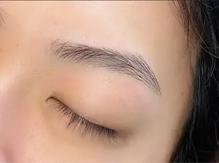 メンズ アイブロウ アイブロウ M_の眉毛・アイブロウイメージ