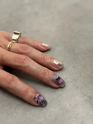 ネイル kiii.__ ✴︎*のネイルデザイン