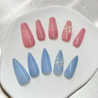 ネイル Rizm secret所属・hitomi ︎✿のネイルデザイン