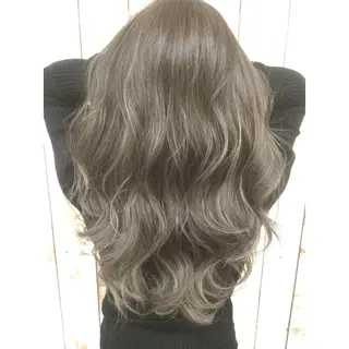 ロング カラー 井上 一平のヘアスタイル