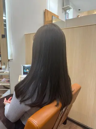 ロング 猪瀬 紗耶佳のヘアスタイル