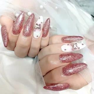 ネイル 柘植 祐子のネイルデザイン