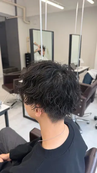 ミディアム パーマ ヘアアレンジ メンズ ウルフ/毛流れ/ アイロン風/AOTOのヘアスタイル