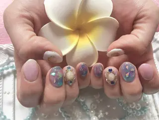 ミディアム Uchida meのネイルデザイン