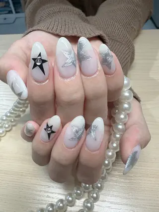 ネイル MO MO🐻のネイルデザイン