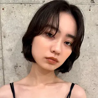 ミディアム カラー ボブ/レイヤー/ニュ アンスパーマ/小夏のヘアスタイル