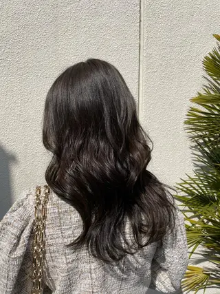 セミロング カラー Merlyosaka 早川未来のヘアスタイル