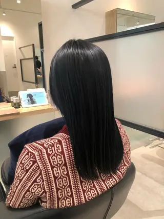 ロング カラー Zina(豊洲)所属・suzuka （スズ）のヘアスタイル