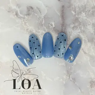 ネイル LOA🦋 yuraのネイルデザイン